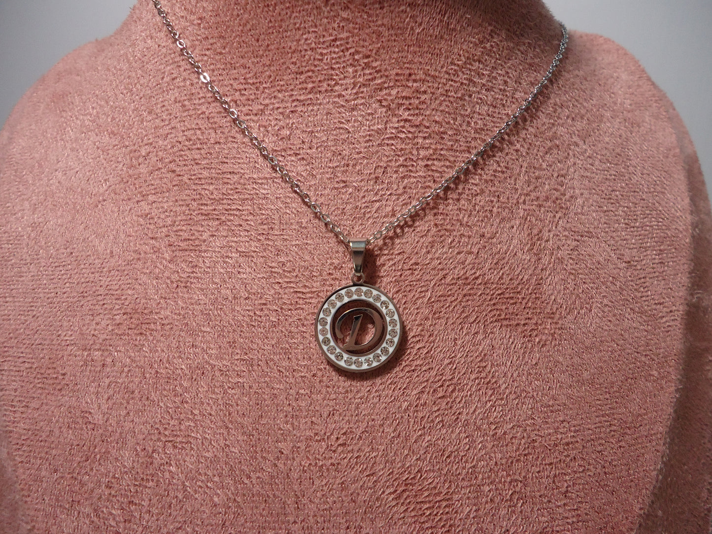 Collana lettera