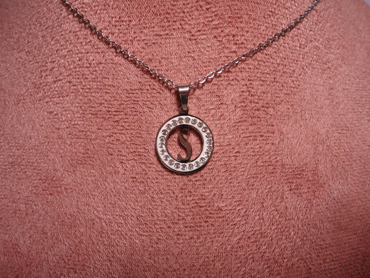 Collana lettera