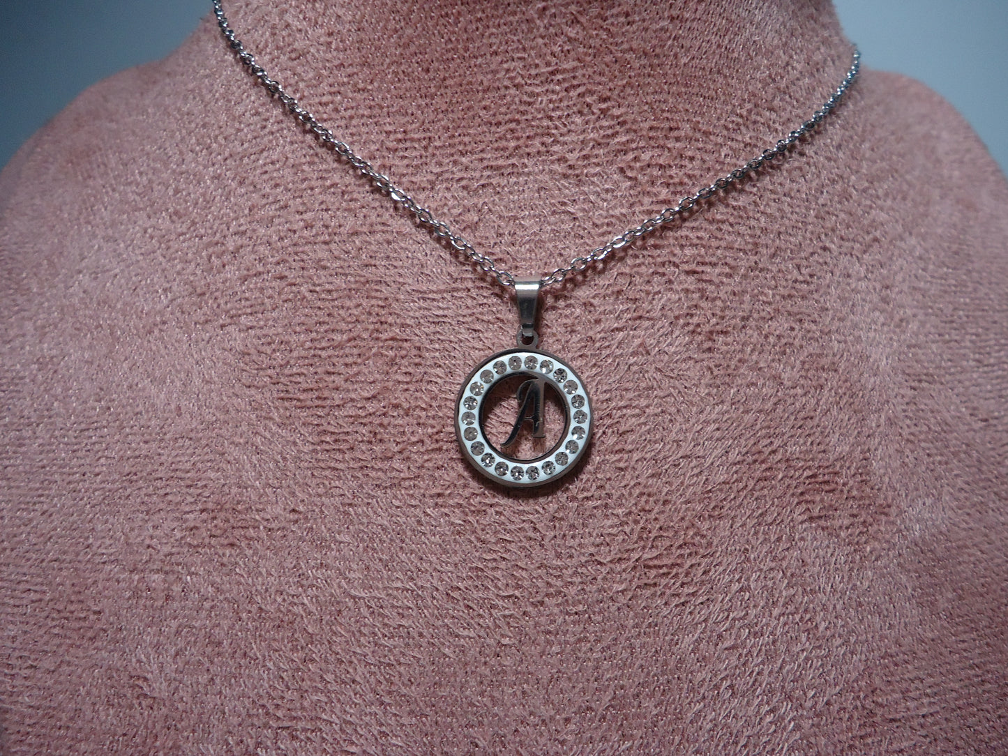 Collana lettera