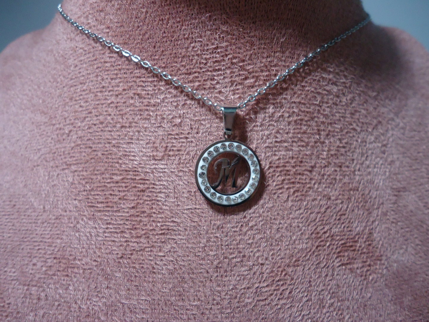 Collana lettera