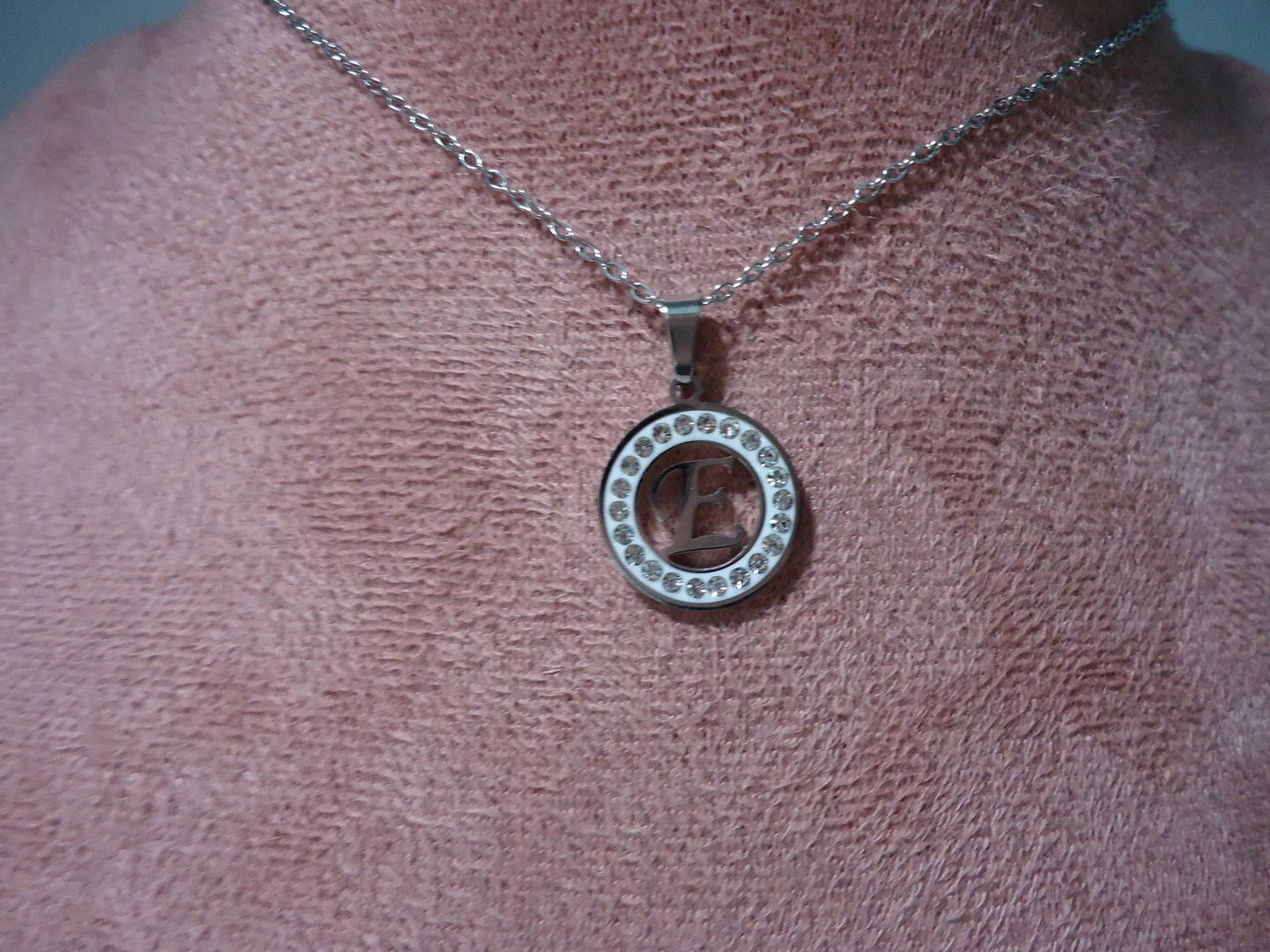 Collana lettera