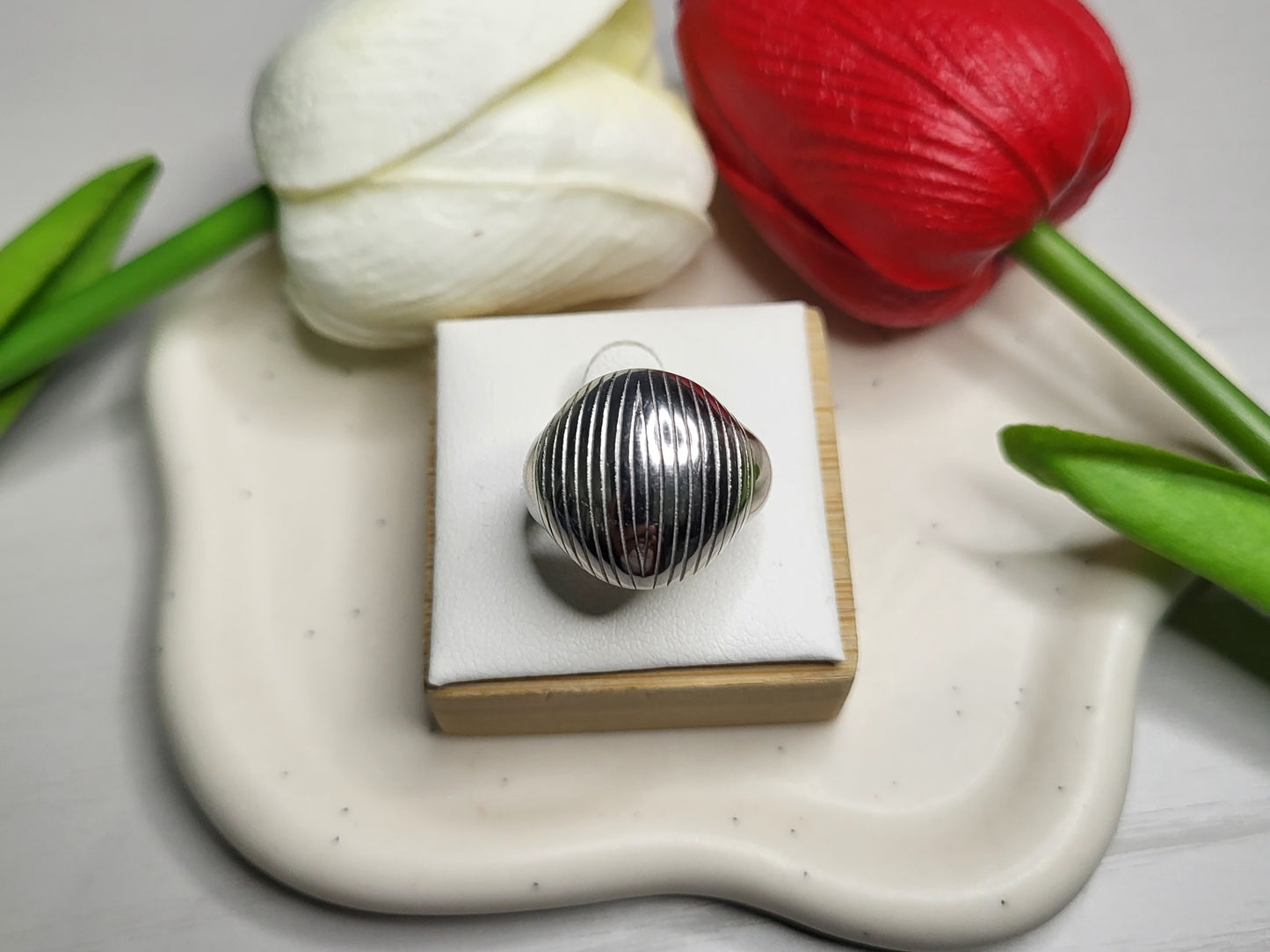 Anello Leda