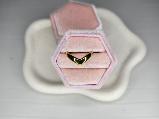 Anello Versus